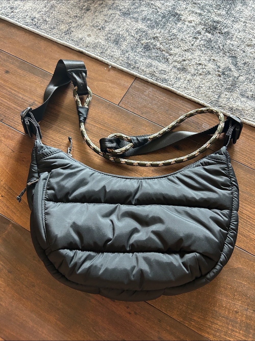 Duluth Trading Co Black Quilted Crossbody Bag with Camouflage Strap